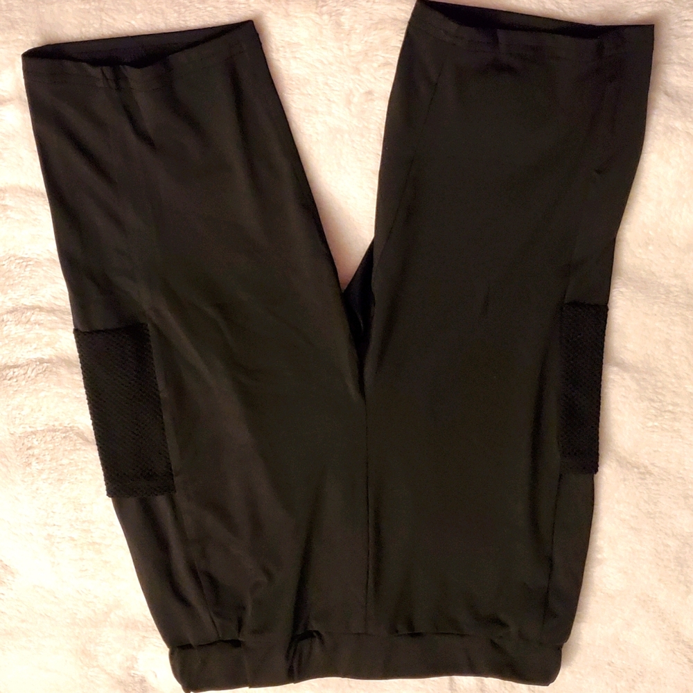 Mesh Pocket Workout Pants